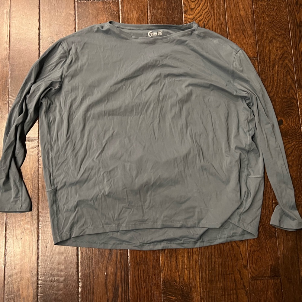Womens Zyia Active Jade colored shirt (xl)